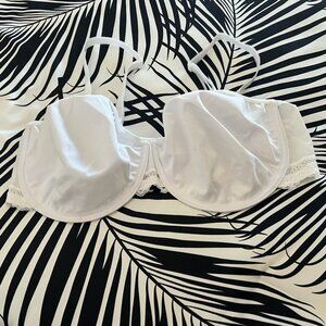 NEW White Wired Non-Padded Strapless Bra Size 42C from Marks & Spencer in UK